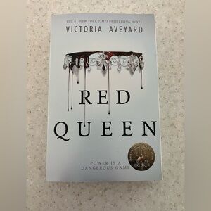NWT Red Queen Victoria Aveyard First in the Red Queen Quartet YA Teen Paperback
